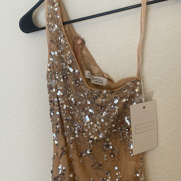 NWT! Mac Duggal Asymmetrical Sequin Beige Mini Dress size 0… - Picture 6 of 11